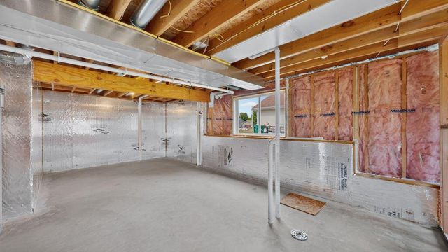 634 8th Street SW, Pine Island, MN 55963