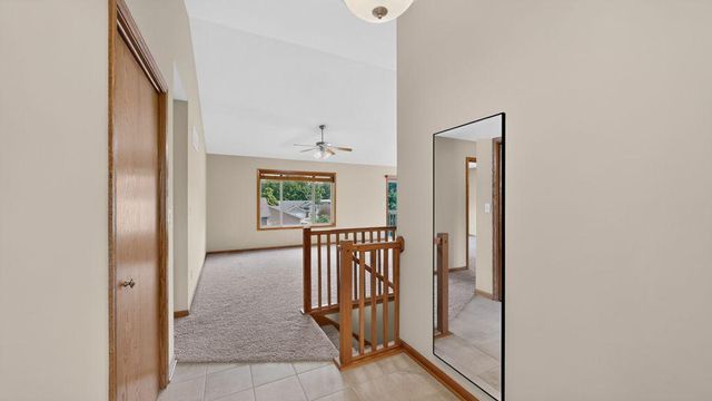 634 8th Street SW, Pine Island, MN 55963
