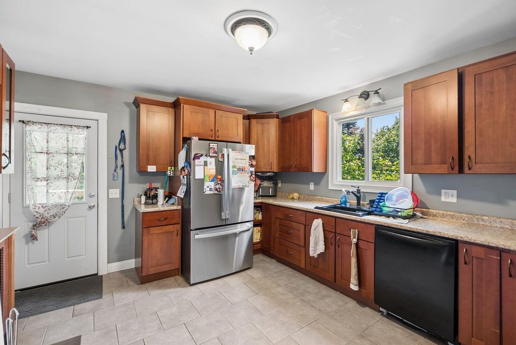163 Rosedale Street, Lewiston, ME 04240 — photo 3