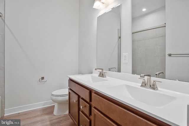 10936 PRESIDENTIAL PKWY, Upper Marlboro, MD 20772