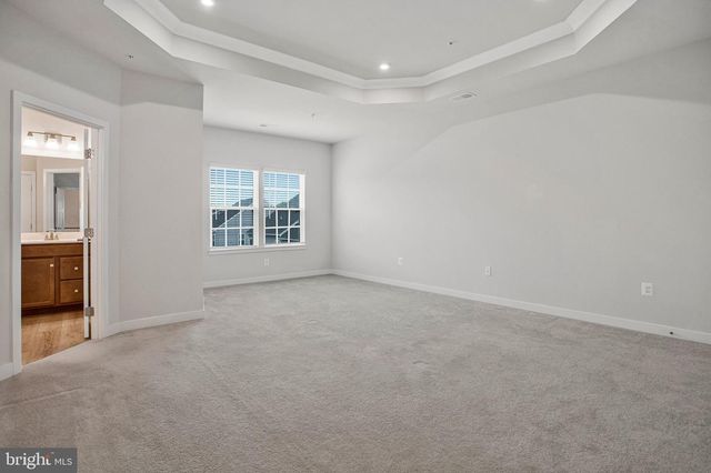 10936 PRESIDENTIAL PKWY, Upper Marlboro, MD 20772