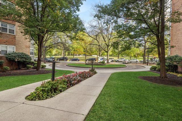 4950 N Marine Drive 509, Chicago, IL 60640