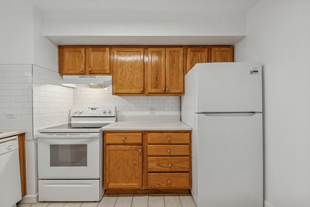 4950 N Marine Drive 509, Chicago, IL 60640