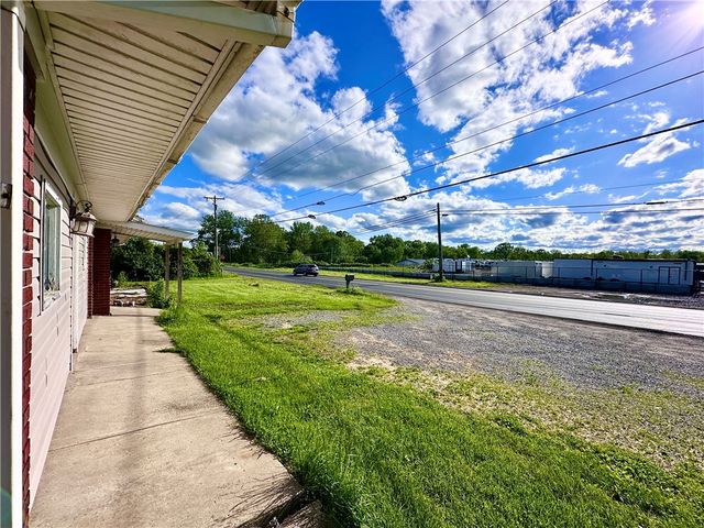 3406 New Castle Rd, West Middlesex Boro, PA 16159