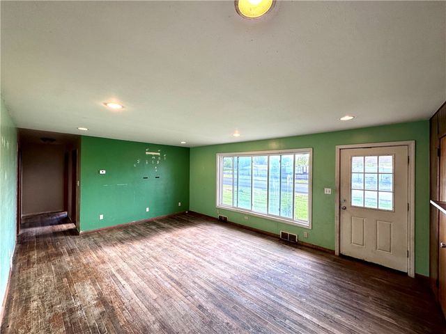 3406 New Castle Rd, West Middlesex Boro, PA 16159