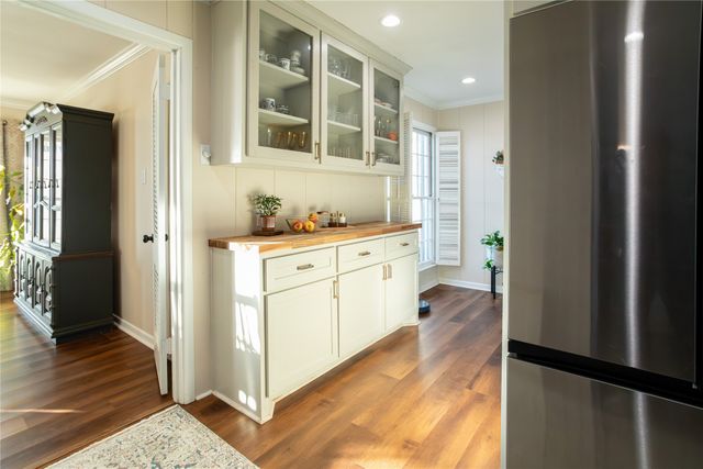 909 Cherry Street, Baird, TX 79504