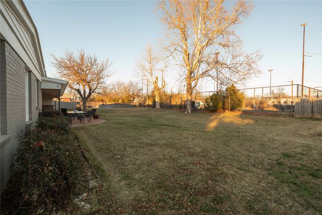 909 Cherry Street, Baird, TX 79504