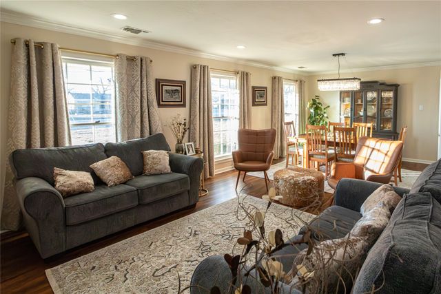 909 Cherry Street, Baird, TX 79504