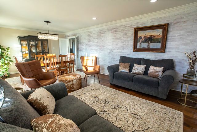 909 Cherry Street, Baird, TX 79504