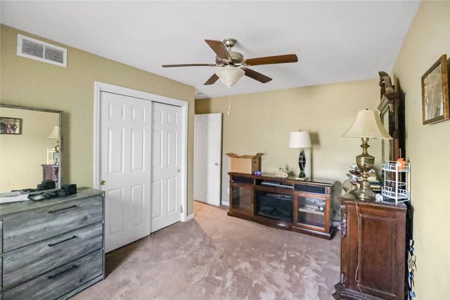 1424 Cleveland Avenue, Des Moines, IA 50316