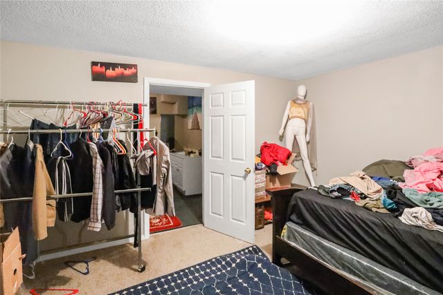 1424 Cleveland Avenue, Des Moines, IA 50316
