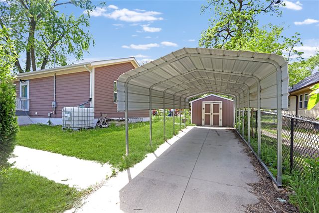 1424 Cleveland Avenue, Des Moines, IA 50316
