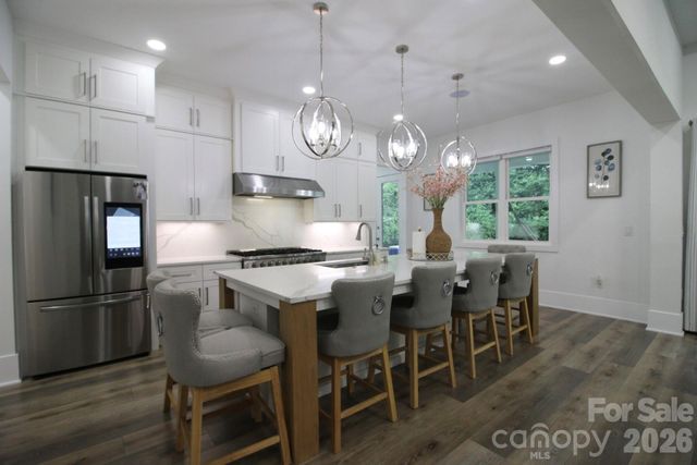 2916 Margaret Wallace Road, Matthews, NC 28105