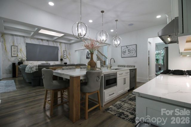 2916 Margaret Wallace Road, Matthews, NC 28105