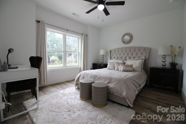 2916 Margaret Wallace Road, Matthews, NC 28105