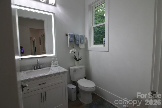 2916 Margaret Wallace Road, Matthews, NC 28105