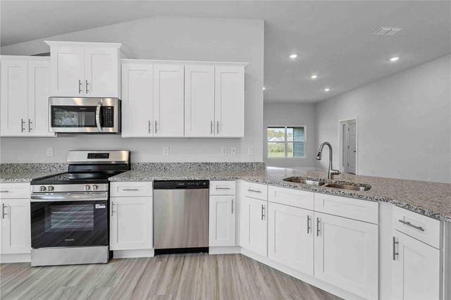 329 SW SILVER PALM DRIVE, Lake City, FL 32024