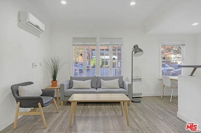 121 S Elm Drive, Beverly Hills, CA 90212