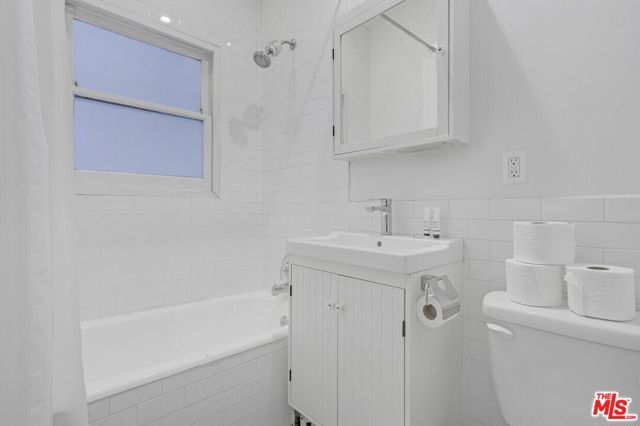 121 S Elm Drive, Beverly Hills, CA 90212