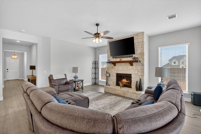 644 Winters Drive, Waxahachie, TX 75165