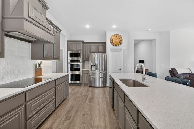 644 Winters Drive, Waxahachie, TX 75165