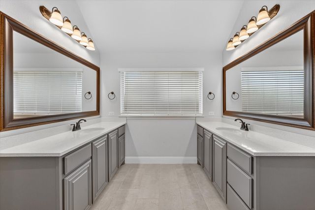 644 Winters Drive, Waxahachie, TX 75165