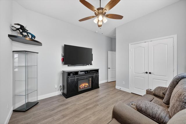 644 Winters Drive, Waxahachie, TX 75165