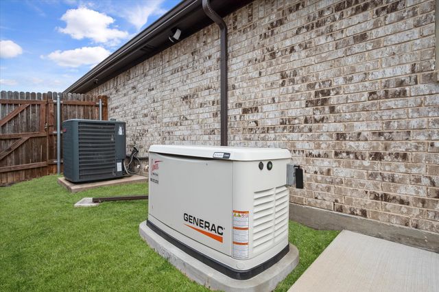 644 Winters Drive, Waxahachie, TX 75165