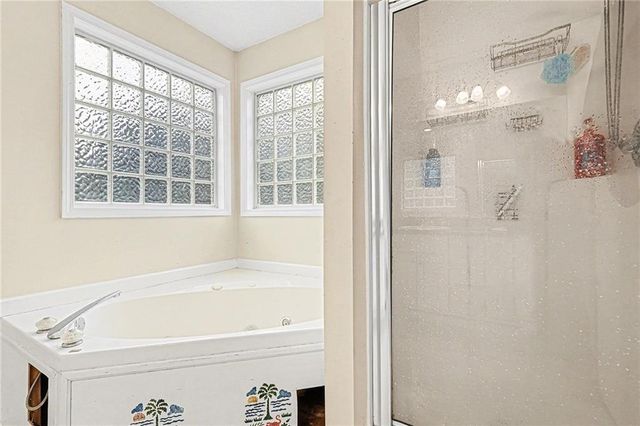 105 Twin Oaks Drive, Calhoun, GA 30701