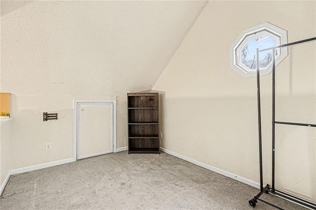 105 Twin Oaks Drive, Calhoun, GA 30701