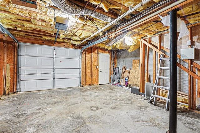 105 Twin Oaks Drive, Calhoun, GA 30701