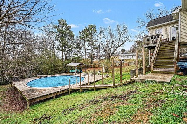 105 Twin Oaks Drive, Calhoun, GA 30701