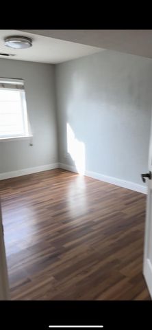 19699 McCourtney Rd, Grass Valley, CA 95949