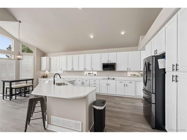 8572 S Miller Ct, Littleton, CO 80127