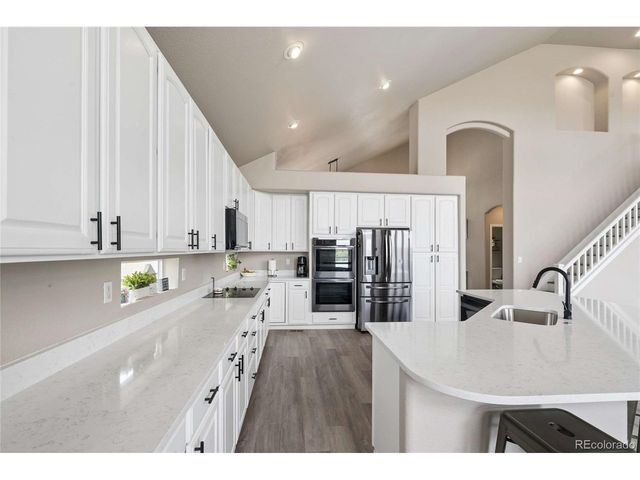 8572 S Miller Ct, Littleton, CO 80127