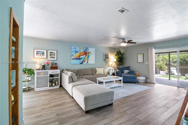 10455 SW 200th Street, Cutler Bay, FL 33157