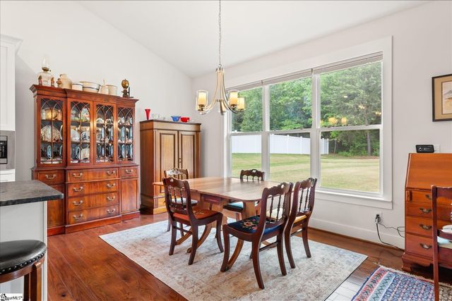 51 Wofford Road, Taylors, SC 29687