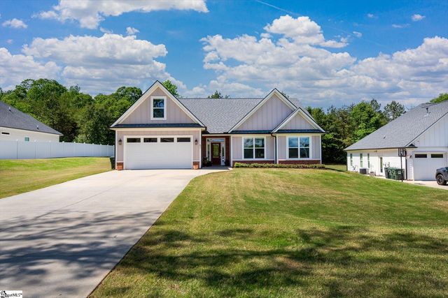 51 Wofford Road, Taylors, SC 29687