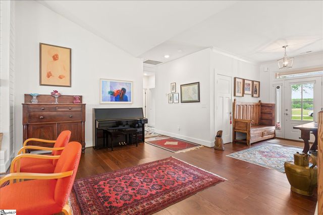 51 Wofford Road, Taylors, SC 29687