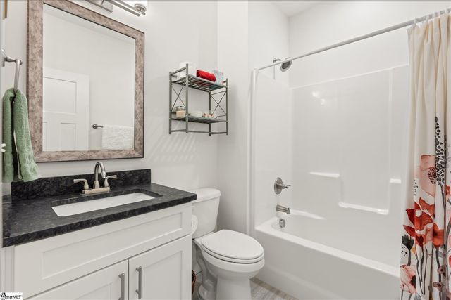51 Wofford Road, Taylors, SC 29687