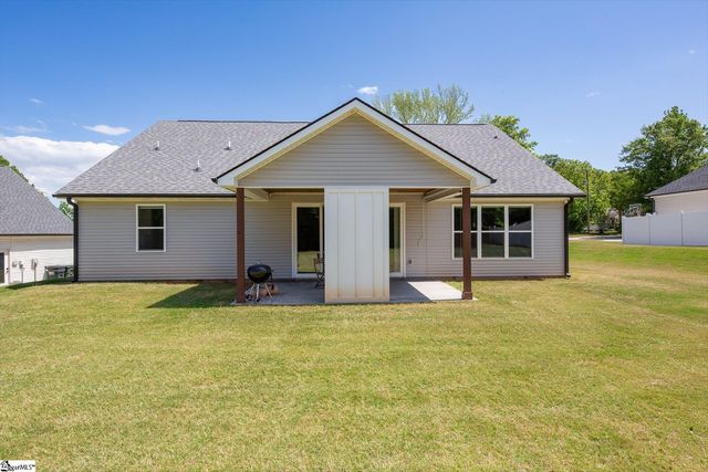 51 Wofford Road, Taylors, SC 29687