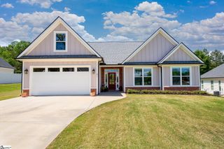 51 Wofford Road, Taylors, SC 29687