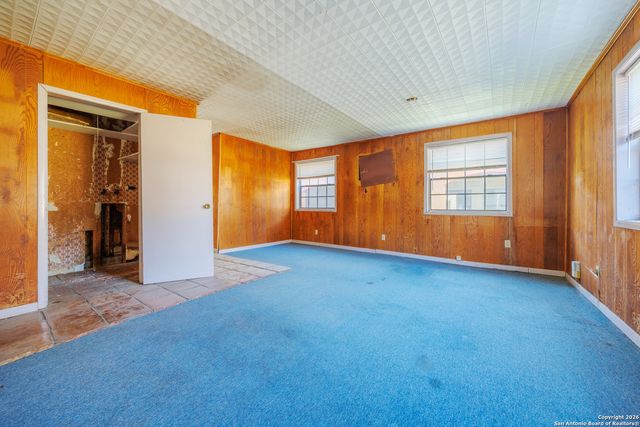 755 Linda Lou, San Antonio, TX 78223