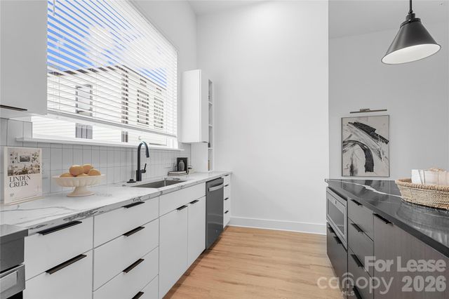 411 Charles Avenue 35, Charlotte, NC 28205