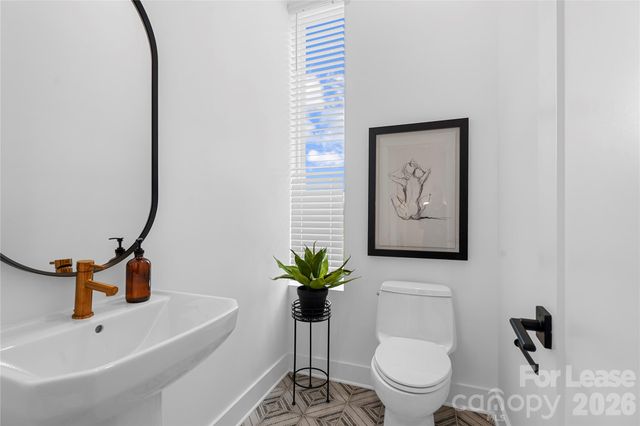 411 Charles Avenue 35, Charlotte, NC 28205