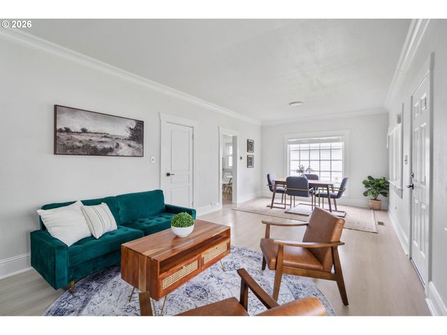 7567 N GILBERT Ave, Portland, OR 97203