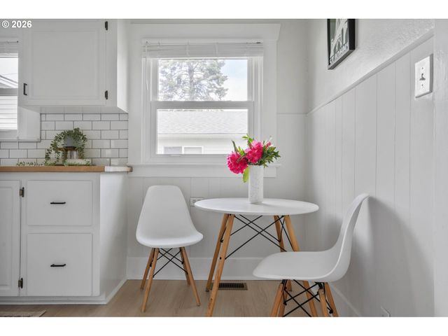 7567 N GILBERT Ave, Portland, OR 97203