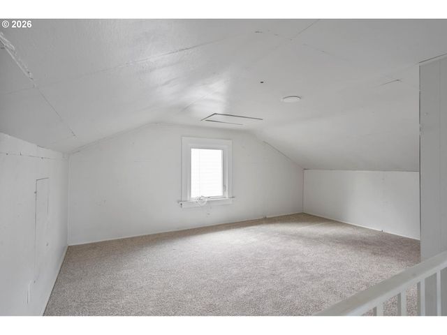 7567 N GILBERT Ave, Portland, OR 97203