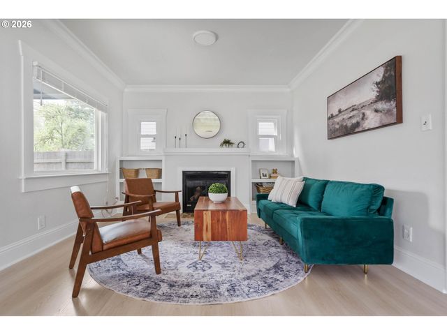 7567 N GILBERT Ave, Portland, OR 97203