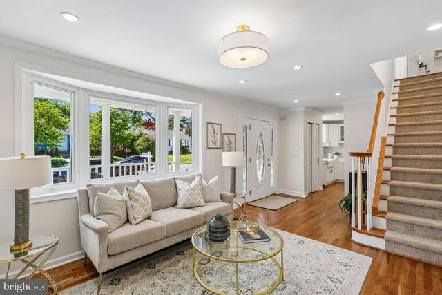 9813 MONTAUK AVE, Bethesda, MD 20817